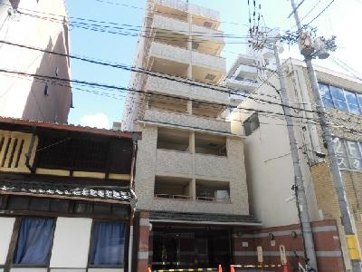 ビレイユ真英烏丸五条の外観