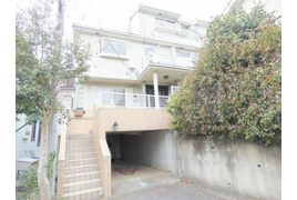 部屋数ゆったり８ＬＬＤＫの外観
