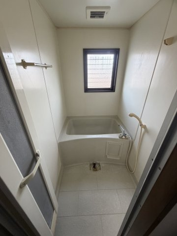 【スカイシティ９番館の浴室】