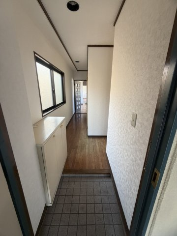 【スカイシティ９番館の玄関】