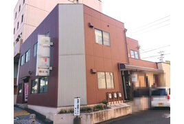 林ビルの外観