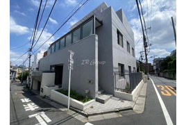 アルト代々木の外観