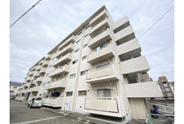 宏和マンション１号館の外観