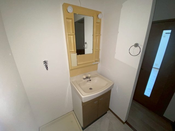 ハートヒルズ荒田の洗面所