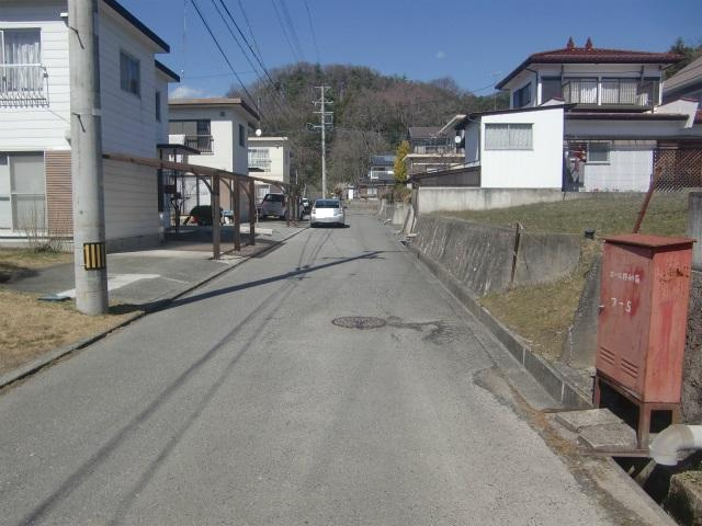 外観と前面道路