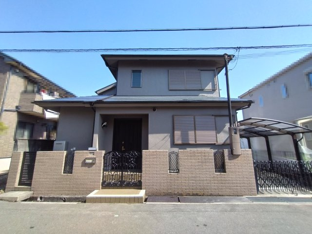 外観：327002223322