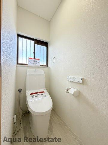 シンプルで使いやすいトイレです