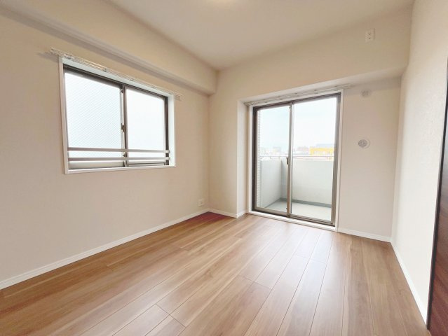 ゆったりした洋室です