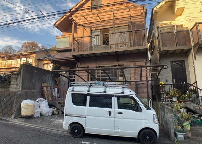 ダイニングにはダイニングテーブルセットなどを置くことが多く、間取りにおいて「D」と略記されますが、食事を作るときの作業場として使用したり、朝食を食べたりするときだけに使われるケースも少なくありません。
