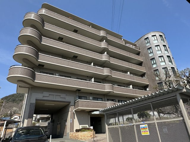 外観：328000621003