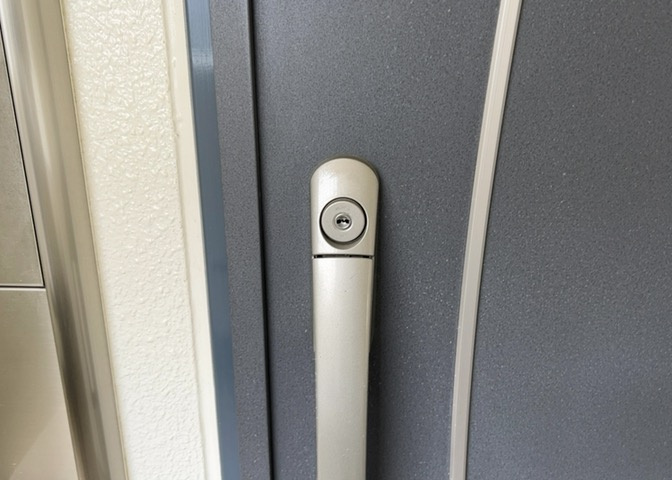 当然のことではありますが、オートロックやセンサーライト、ホームセキュリティーなどの防犯設備があれば、小さいお子様がいるご家庭も安心ですよね！まず物件購入の際は、防犯設備もチェックするようにしましょう。