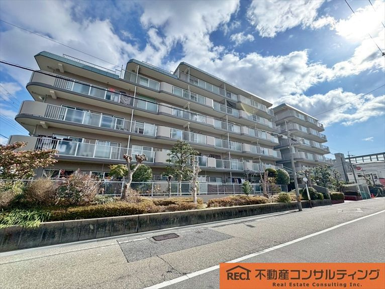 外観：328000621372