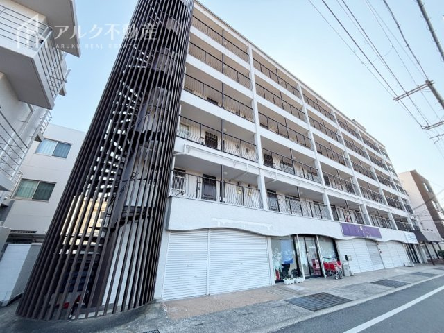 RC造地上6階建て