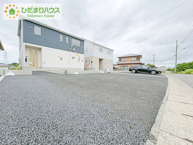 マイホームなら駐車場代がかかりません。しかも、自宅の駐車場で洗車ができます！今までコイン洗車に行っていた手間も省けて、節約にもつながります(^^♪