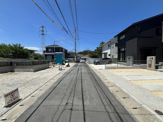 現地写真。前面道路です。