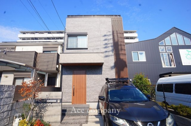 外観：327001639576