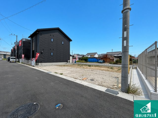 建築中ですが現地を見ると分かる事もございますので、ぜひ一度現地をご覧ください。