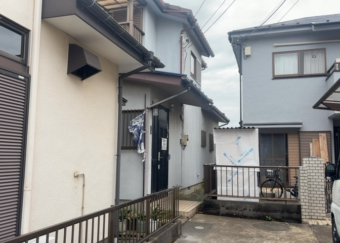 物件の詳細については、現地を見てわかること以外に、役所や法務局などで調べないとわからないことがあります。そのため、現地に行く場合は、もしこの物件を買ったらどのような生活ができるかをイメージしましょう。