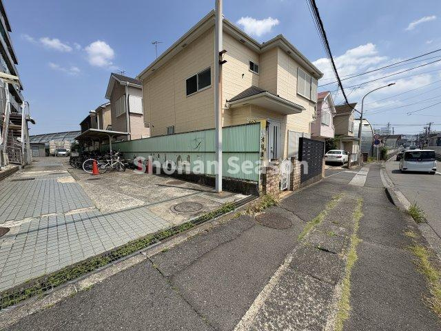周辺に大型スーパーがあり生活利便性◎