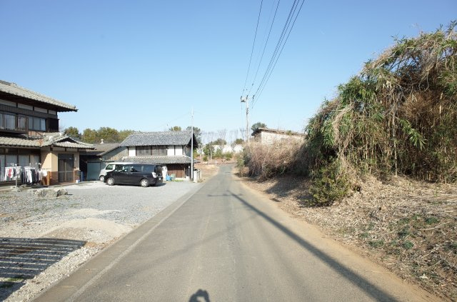 北側約4.9ｍ公道に約32ｍ接道