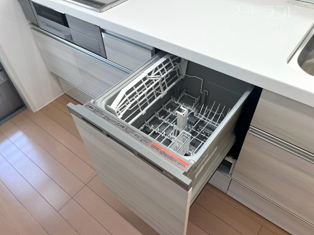 【食器洗浄乾燥機】毎日の家事が楽々♪