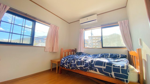 2階の洋室で、日当り良好です！