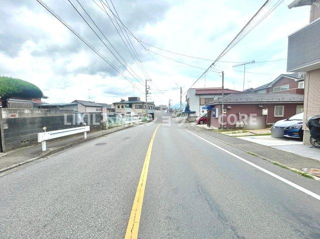 ご見学の際にはご自宅はもちろん、駅やご指定頂いた場所まで無料でお迎えに伺います。
