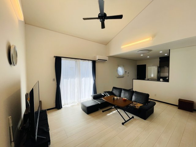 16.5帖のLDKは勾配天井で開放的な空間に♪
