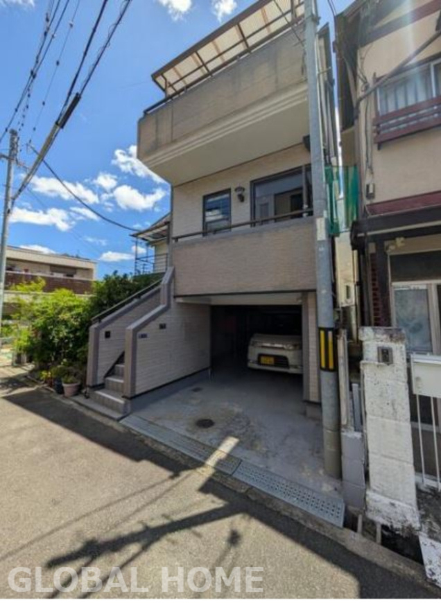 外観：327001657630