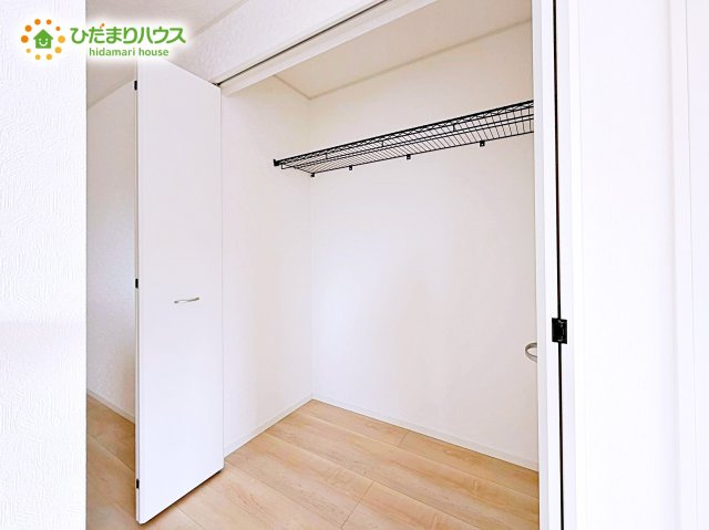 収納があれば物を整理整頓しやすく、部屋が常にすっきりとした状態を保てます。