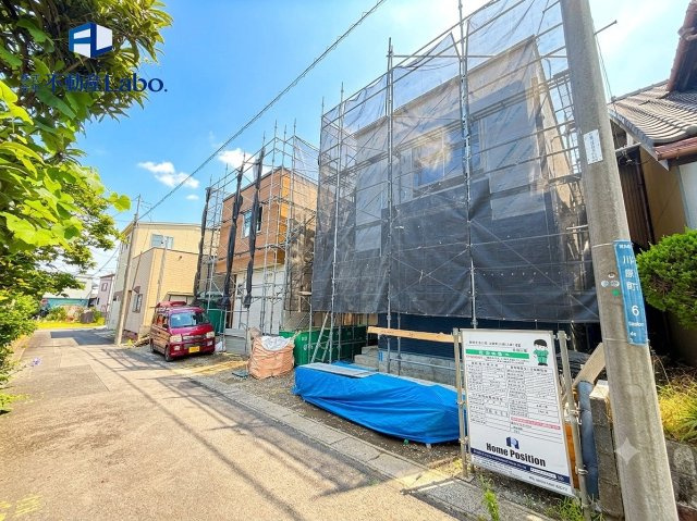 建築工事が順調に進行中！！　完成が待ち遠しい新築住宅です♪