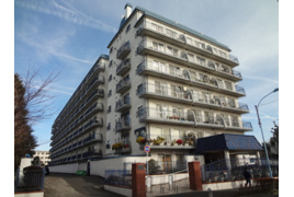  大規模マンション 秀和高円寺レジデンスの外観