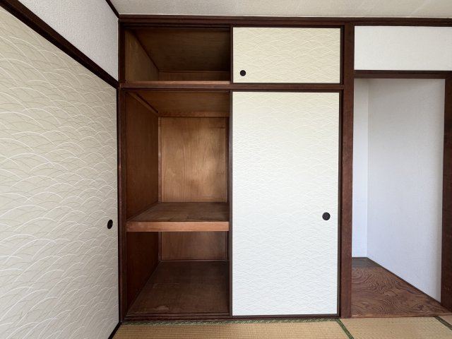全居室に収納がついているため荷物が多い方も安心です。