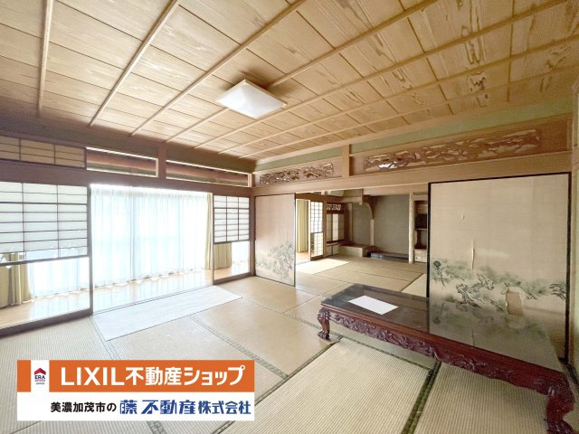 1階　和室10帖