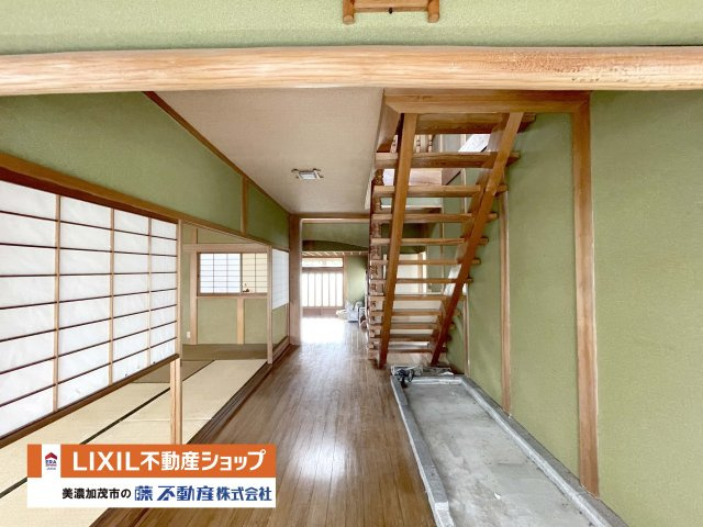1階　廊下