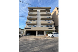 寄居マンションの外観