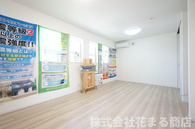 間仕切りが可能なので、2部屋に分ける事も可能です！　＊当日ご案内可＊ご希望の物件まとめてご案内！弊社が掲載していない物件でもOK♪お気軽にご相談ください　♪お電話でのお問合わせがスムーズ♪