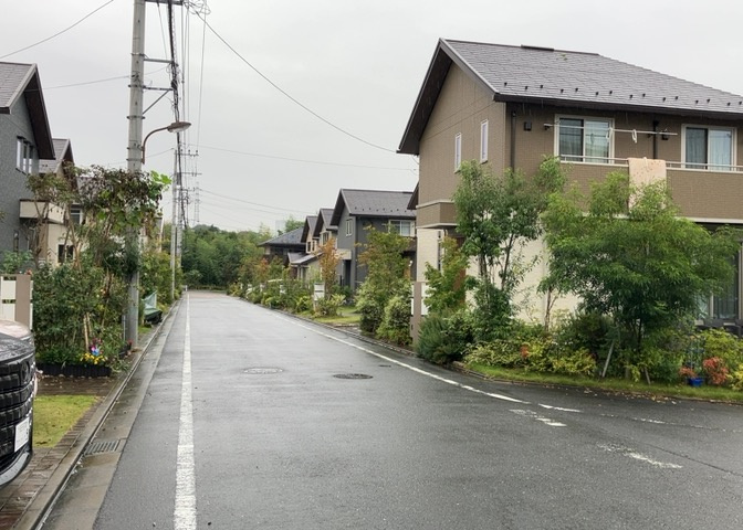 田園風景が味わえる土地に住みたい！海や山の見える自然豊かな土地に住みたい！などご要望に併せて当社営業がご提案させて頂きます。当社が抱えている数ある物件の中からお客様が納得する1件を一緒に探しましょう！