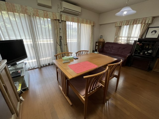 居住中ですが内覧可能です。お気軽にお問合せください