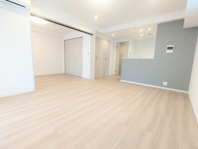 リビングエアコン設置済み。すぐにでも居住開始可能です。