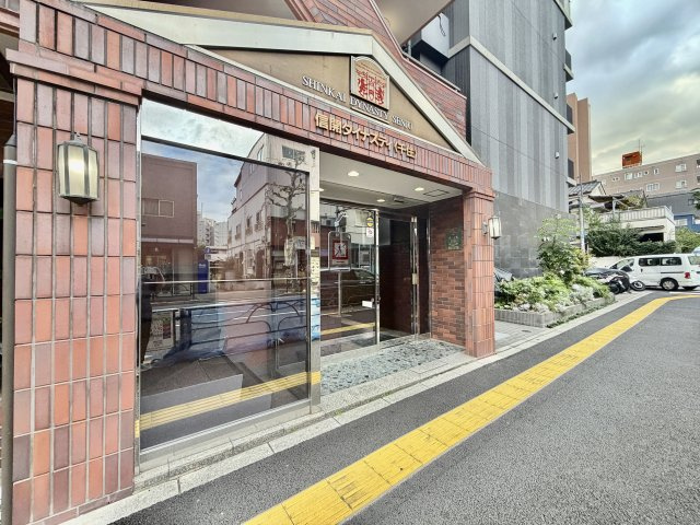 【エントランス】