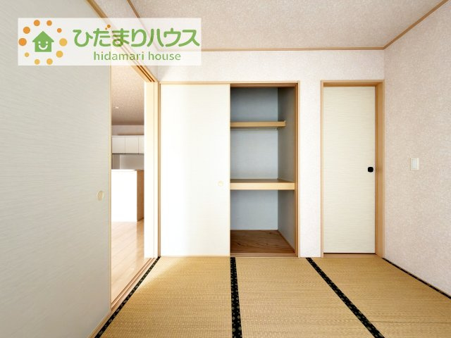 急な来客でもお荷物を隠せる押し入れ！