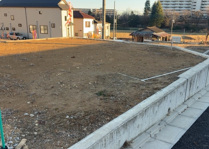 家を建てる前提で土地を探している場合、地盤の丈夫さは譲れない条件の一つです。地盤が脆弱だと追加工事が必要となります。また、過去に地盤沈下や液状化現象を起こした土地は、できるだけ避けた方がいいでしょう。