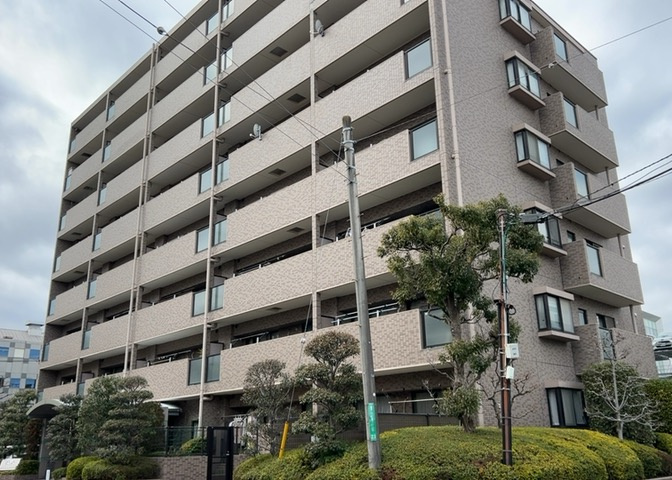 景色重視でお家選ぶをするとスーパーが遠い！学校が遠い！など生活をするうえで利便性で困ることもあります。まず一度現地を見学する際に、周辺の施設などがあるかを確認し、暮らし始めた後のことを想像しましょう。