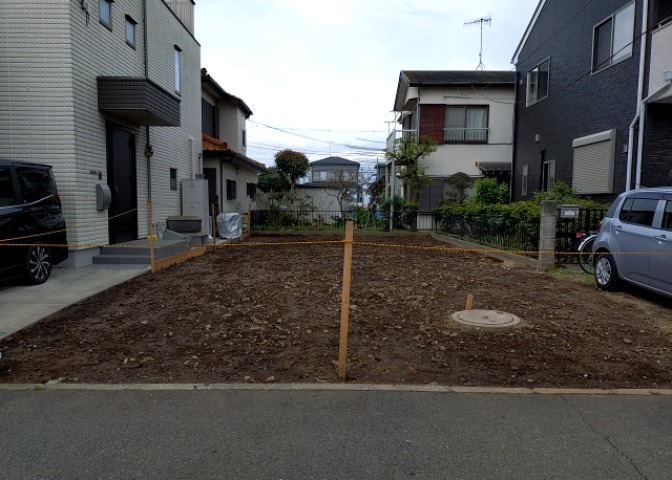 物件の詳細については、現地を見てわかること以外に、役所や法務局などで調べないとわからないことがあります。そのため、現地に行く場合は、もしこの物件を買ったらどのような生活ができるかをイメージしましょう。