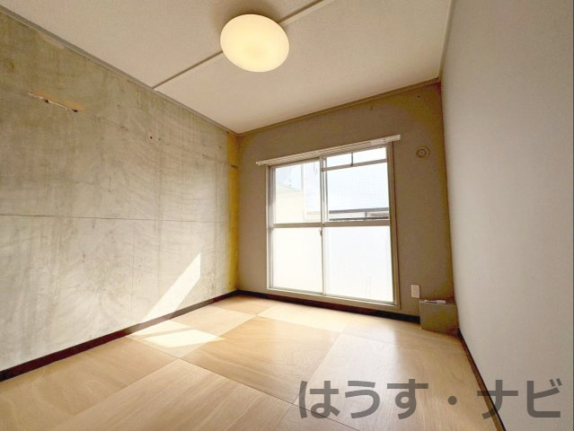 洋室（約4.8帖）