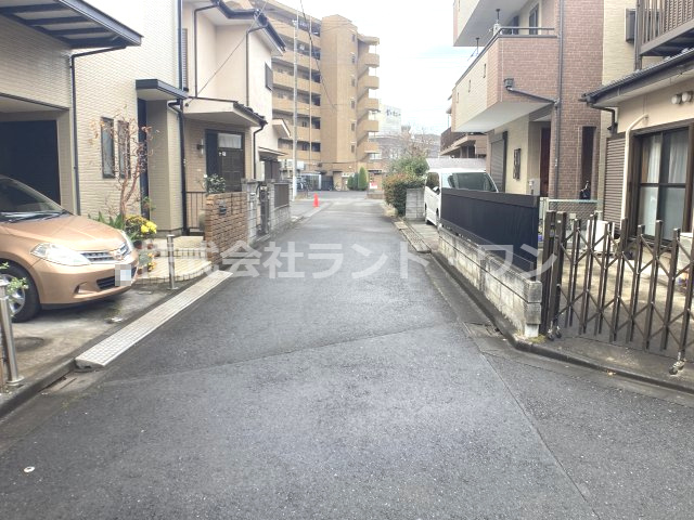 接道：西側約4ｍ公道