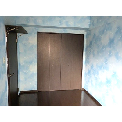 洋室2部屋には出窓付き。出窓を活かしたインテリアが楽しめます☆