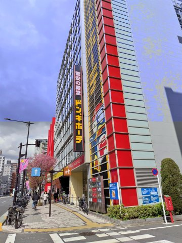 東急ストア中目黒本店、ドン・キホーテ中目黒本店、プレッセ中目黒店など、お買い物の環境は儒実、飲食他多数あります。