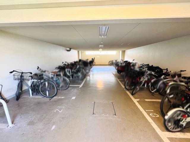 緑が豊かで心静かに過ごせる落ち着いた佇まい　